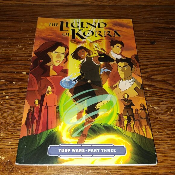 The Legend of Korra: Turf Wars Part Three Trade Paperback (Dark Horse Books) - Picture 1 of 3